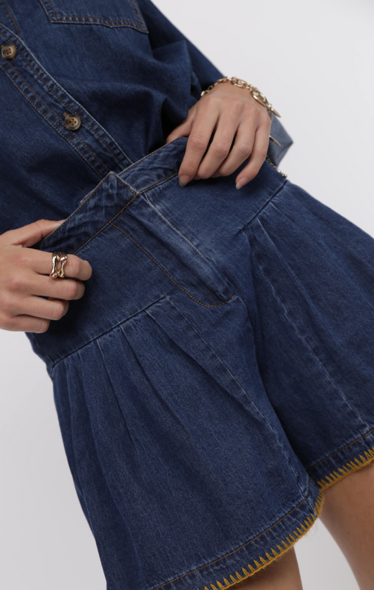 Magnolia Denim Flounce Short