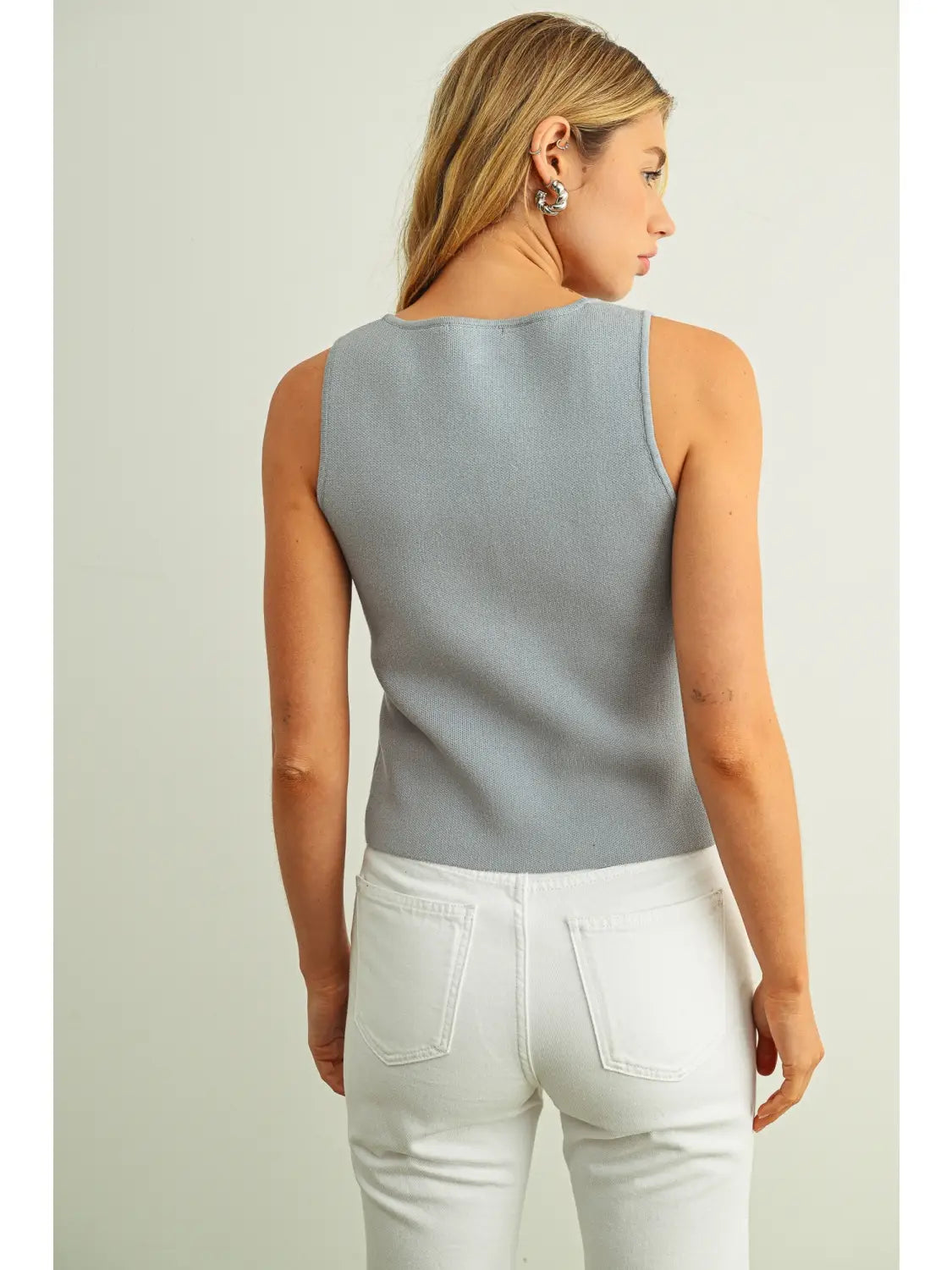 Tara Vest