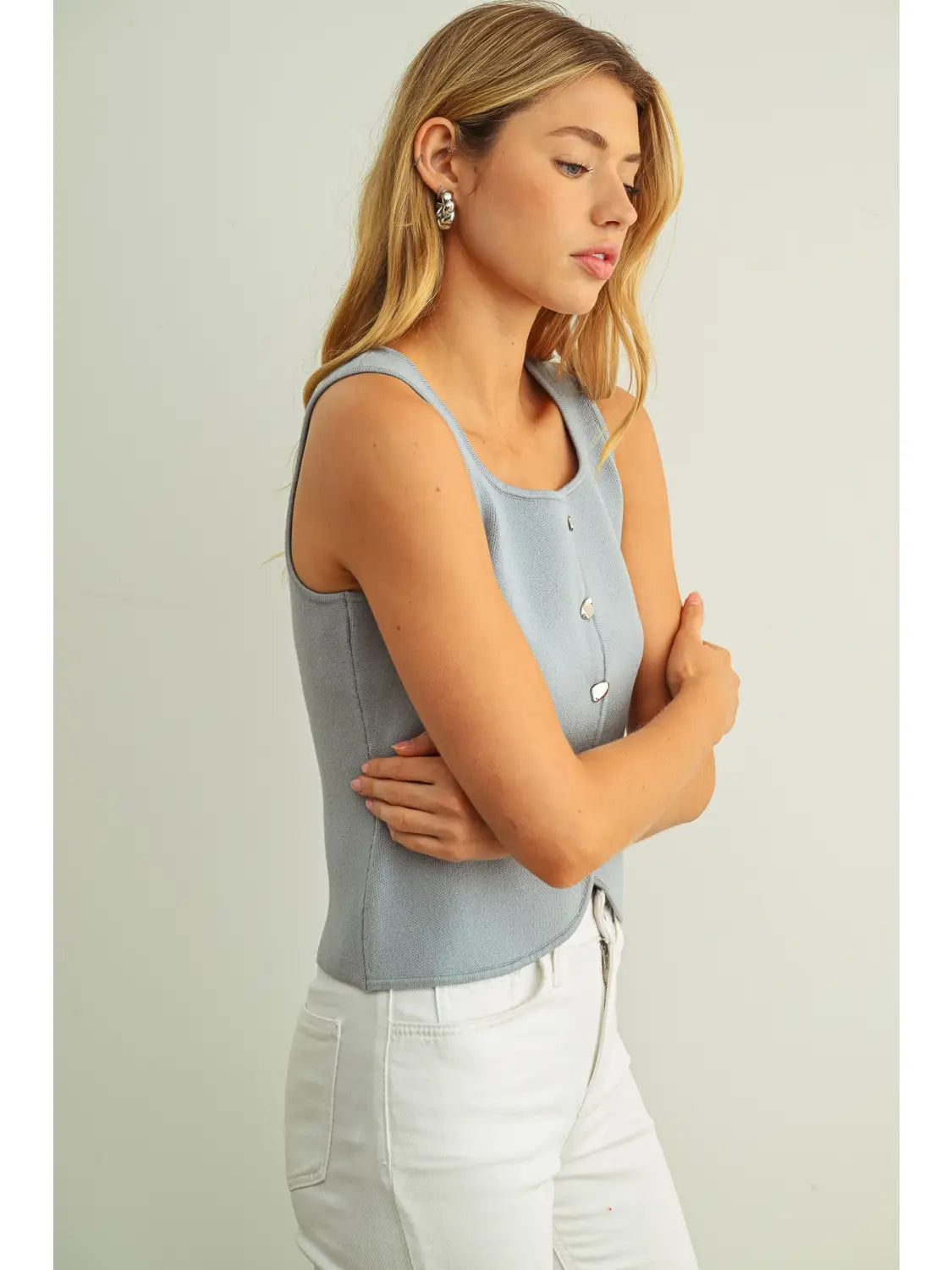 Tara Vest